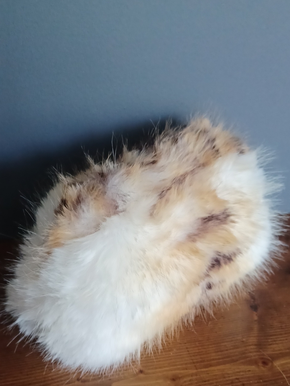 Fluffy ,soft Clutch
